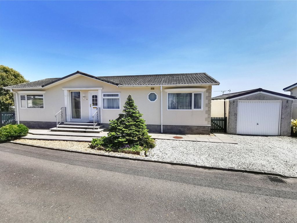 2 bed bungalow for sale in The Oaks, Mountlea Country Park, Par, Cornwall PL24, £215,000
