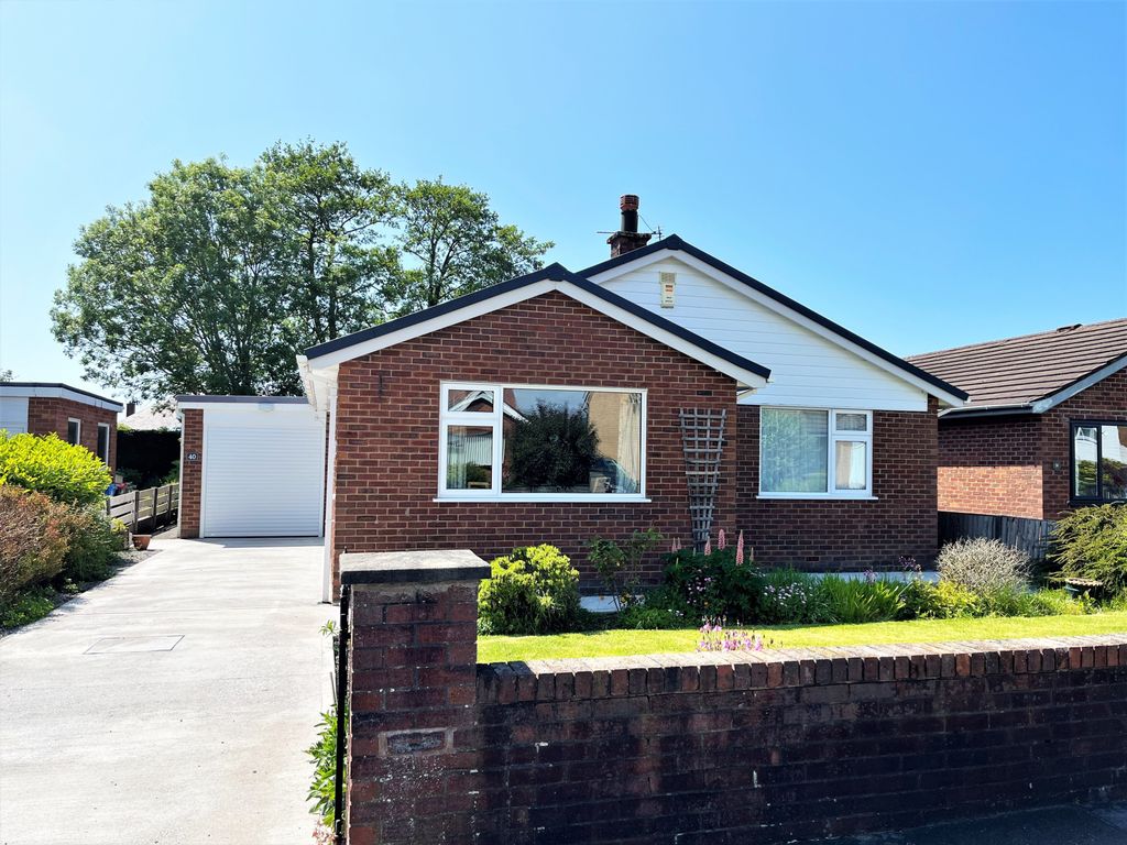 3 bed bungalow for sale in Yewlands Drive, Garstang, Preston PR3, £299,950