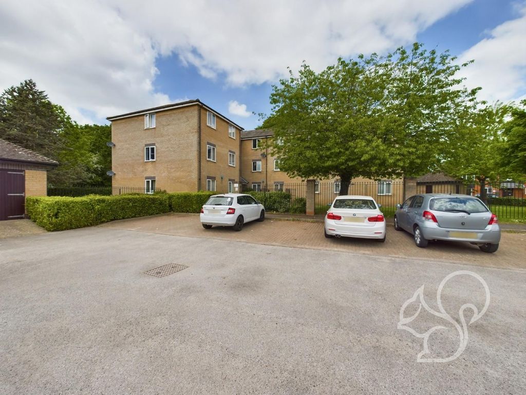 1 bed flat for sale in Flanders Field, Colchester CO2, £110,000
