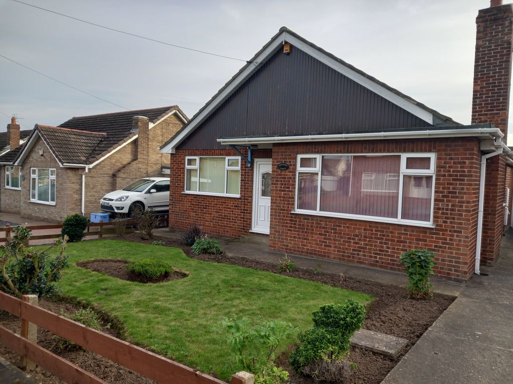 3 bed bungalow for sale in Warrendale, Barton-Upon-Humber DN18, £240,000