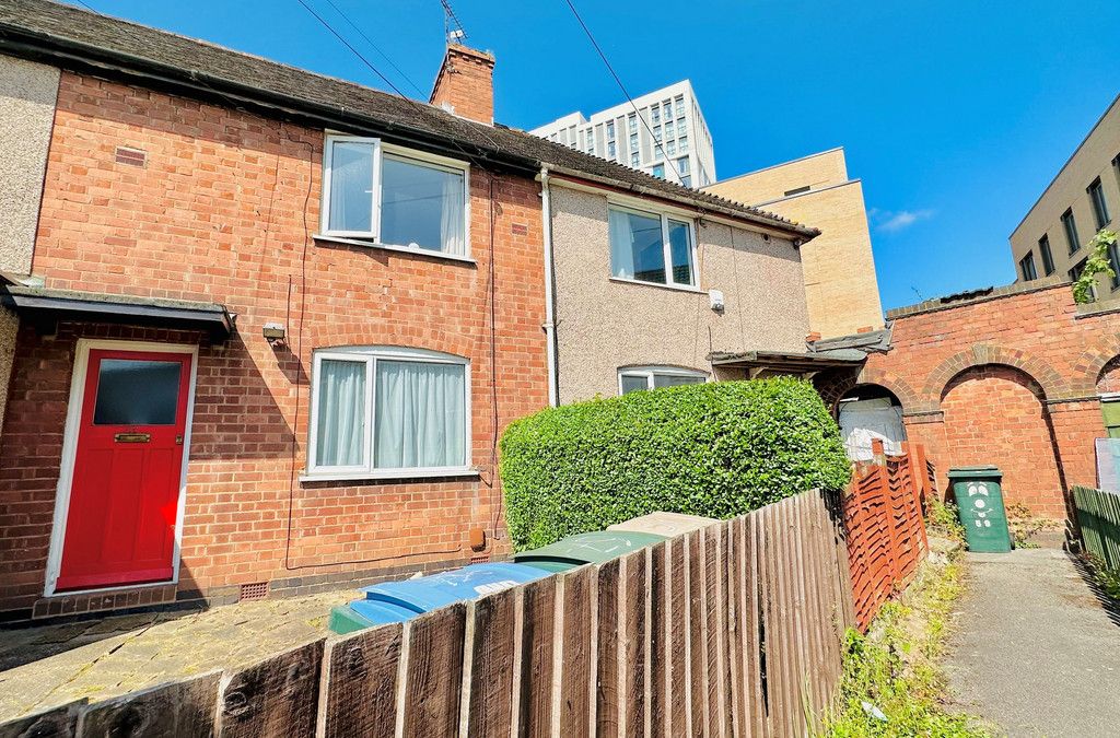 2 bed terraced house for sale in Seagrave Road, Coventry CV1, £170,000
