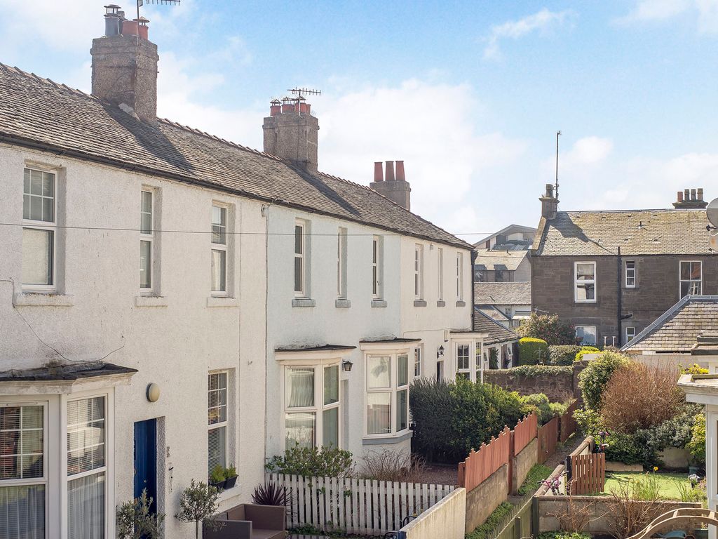 3 bed terraced house for sale in 4 St. Margaret