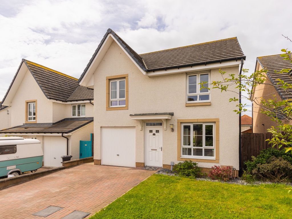 4 bed detached house for sale in 21 Church Avenue, Winchburgh EH52, £330,000