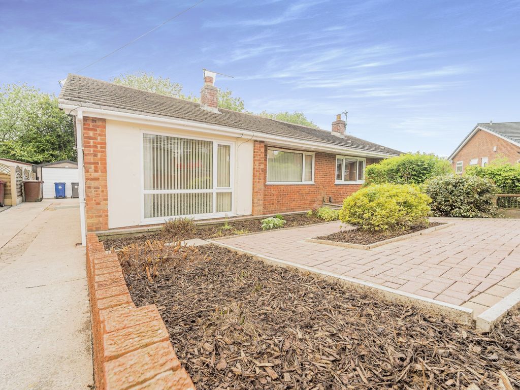 2 bed bungalow for sale in Horning Crescent, Burnley BB10, £160,000