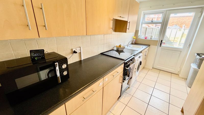 2 bed terraced house for sale in Anzio Close, Lincoln LN1, £155,000