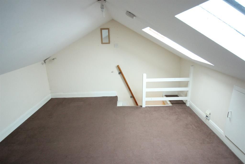 1 bed flat for sale in Owenite Street, Abbey Wood, London SE2, £220,000
