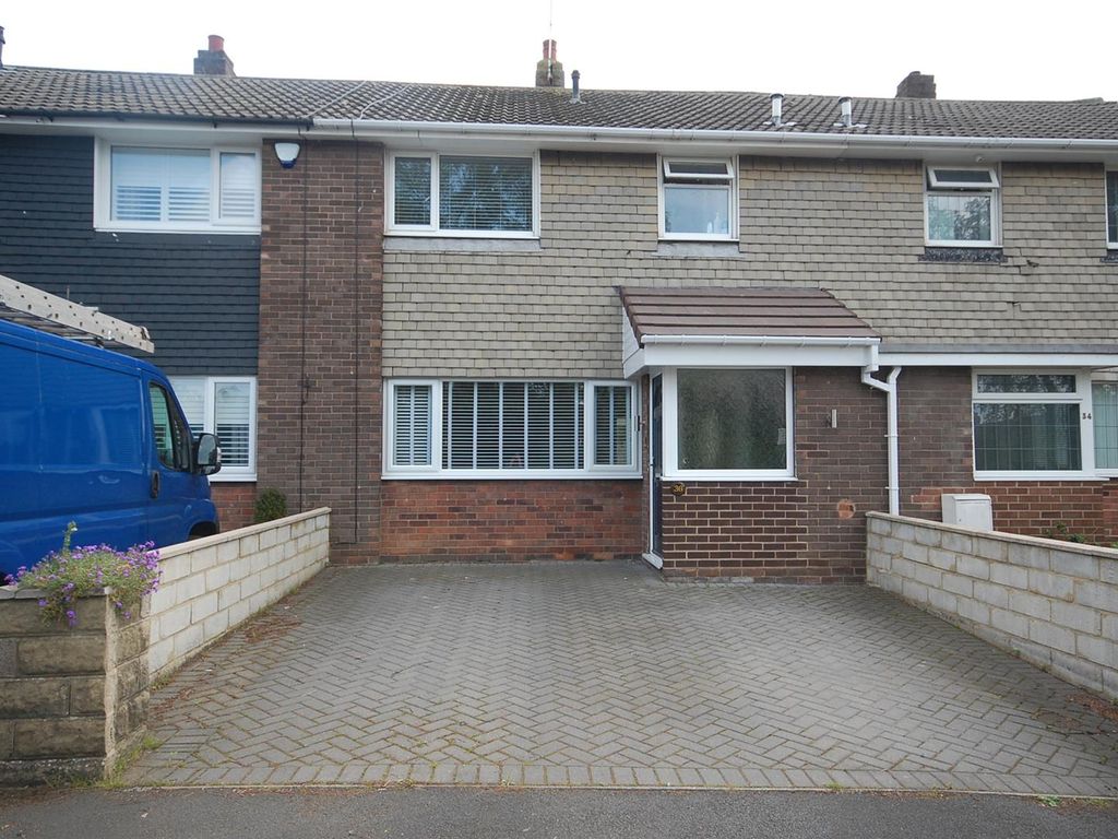 3 bed terraced house for sale in Marlowe Court, Garforth, Leeds LS25, £215,500