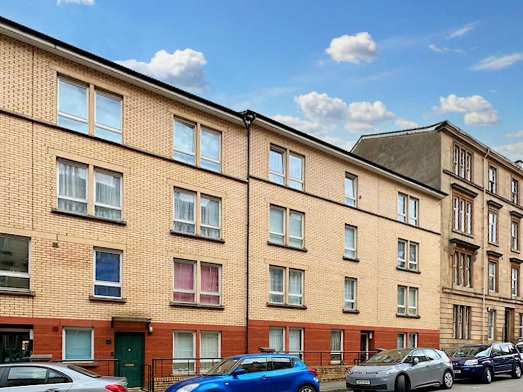 1 bed flat for sale in Arlington Street, Glasgow G3, £135,000