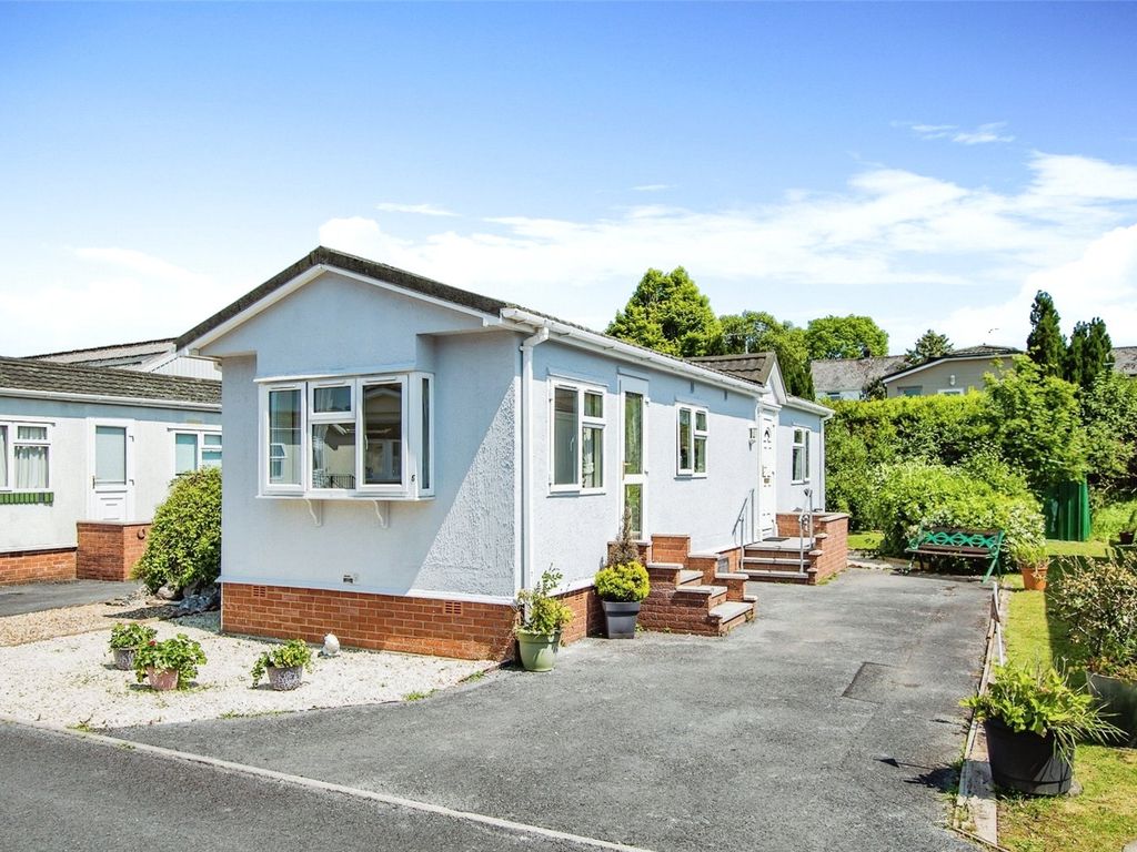 2 bed property for sale in Carmarthen Road, Kilgetty, Pembrokeshire SA68, £75,000