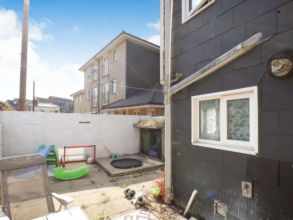 2 bed terraced house for sale in New Street, Newport, Isle Of Wight PO30, £140,000