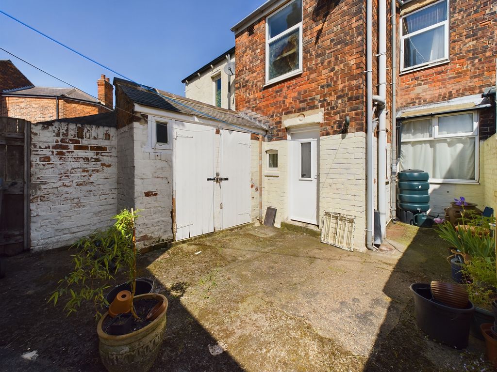 2 bed terraced house for sale in Perth Street, Hull HU5, £95,000
