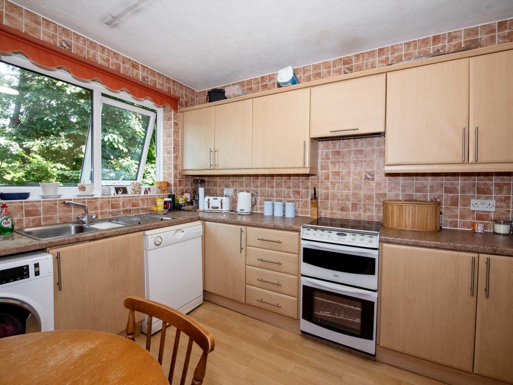 2 bed flat for sale in Eagles Nest, Prestwich M25, £195,000