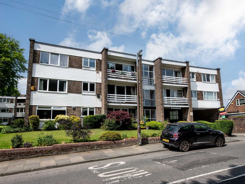 2 bed flat for sale in Eagles Nest, Prestwich M25, £195,000