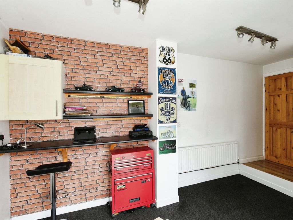2 bed terraced house for sale in Royle Street, Northwich CW9, £140,000