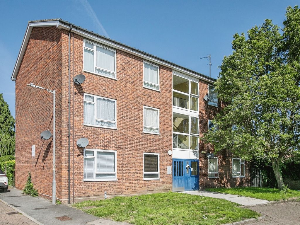 1 bed flat for sale in Millfield Gardens, Ipswich IP4, £110,000