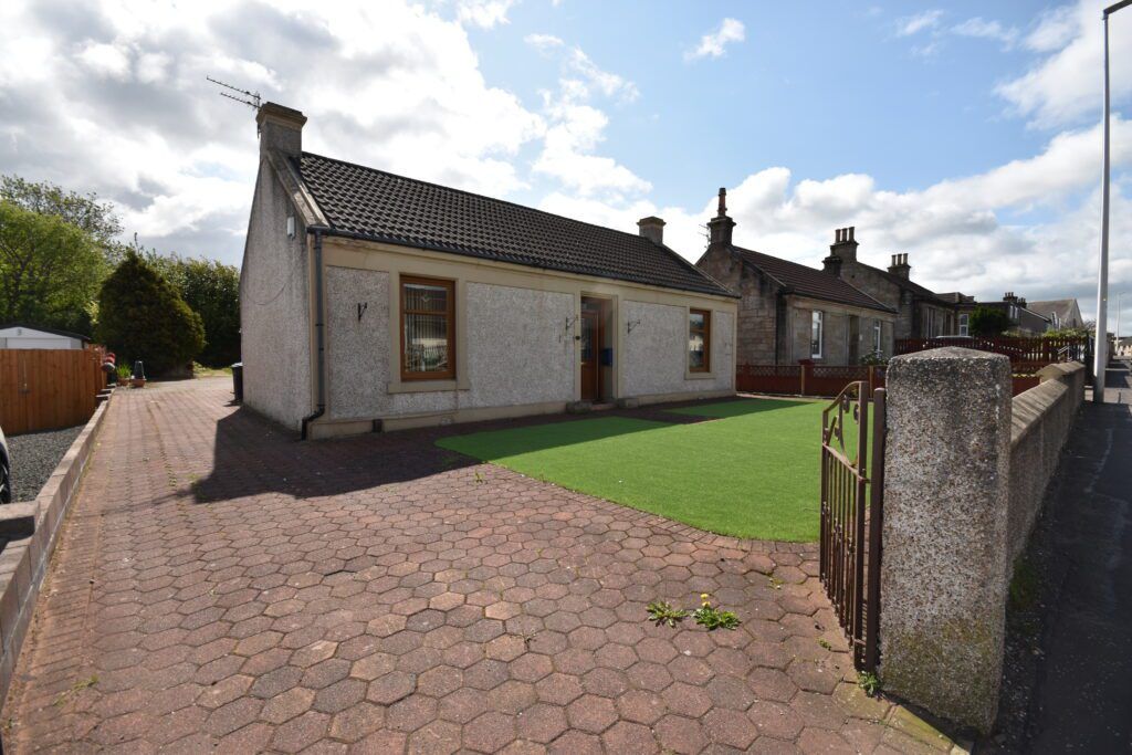 2 bed cottage for sale in Muir Street, Larkhall ML9, £153,000