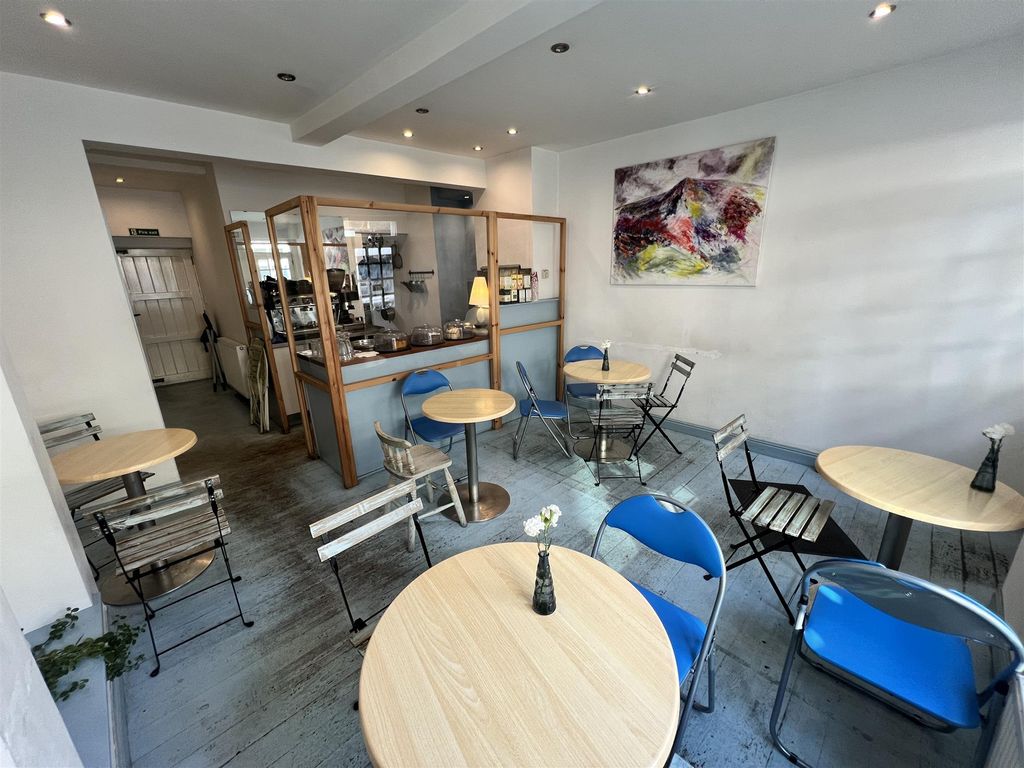 Restaurant/cafe for sale in Cafe & Sandwich Bars LS21, West Yorkshire, £34,950