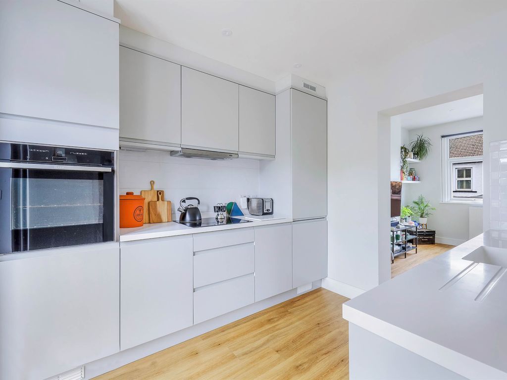 1 bed flat for sale in Tanfield Road, Croydon CR0, £310,000