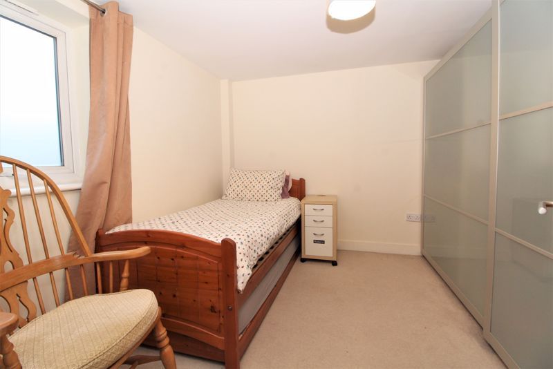 2 bed flat for sale in Gallery Square, Walsall WS2, £93,750