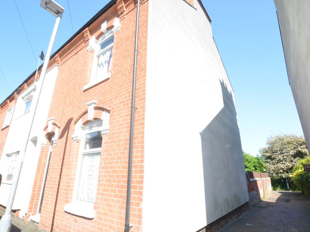 2 bed end terrace house for sale in Percy Street, Old Goole, Goole DN14, £75,000