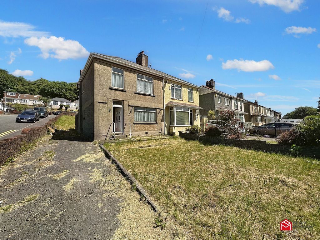 3 bed semi-detached house for sale in Park Avenue, Skewen, Neath, Neath Port Talbot. SA10, £150,000