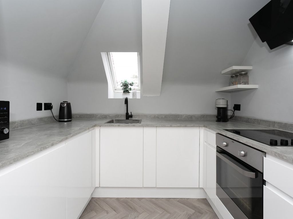 1 bed flat for sale in Alexandra Road, Hemel Hempstead, Hertfordshire HP2, £180,000