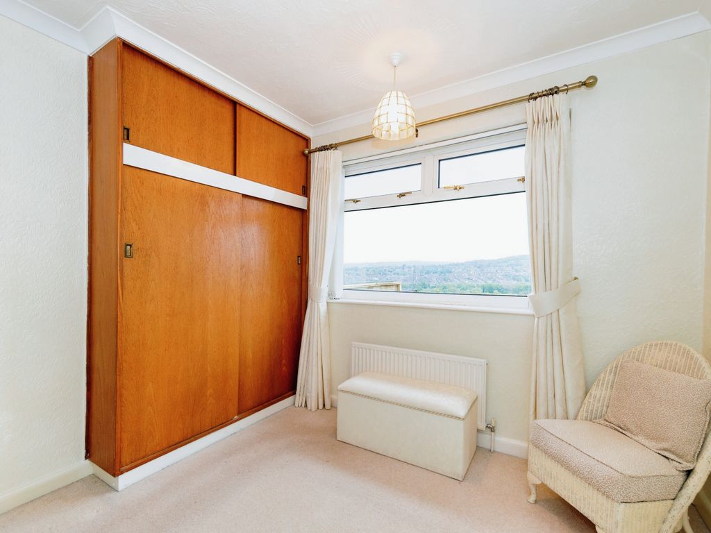 3 bed semi-detached house for sale in Binsted Crescent, Sheffield, South Yorkshire S5, £185,000