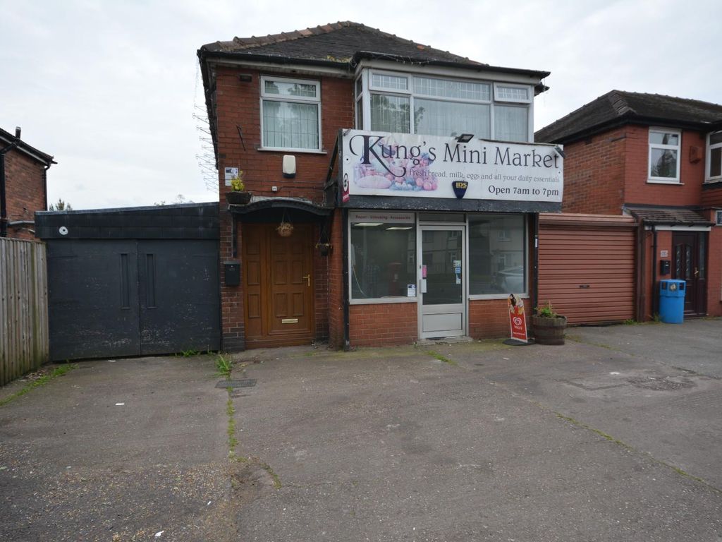 Retail premises for sale in Radcliffe Road, Bury BL9, £235,000