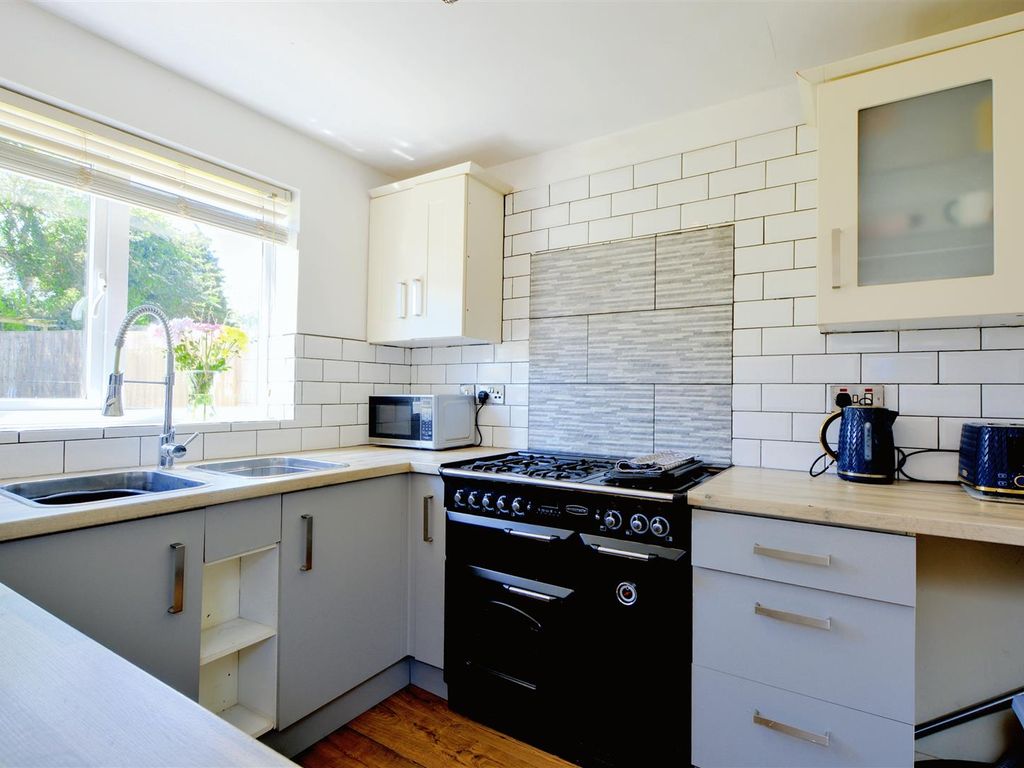 3 bed semi-detached house for sale in Haulton Drive, Castle Donington, Derby DE74, £260,000