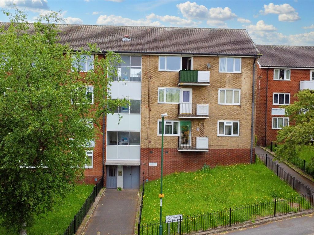 2 bed flat for sale in Holden Court, Nottingham NG7, £92,500