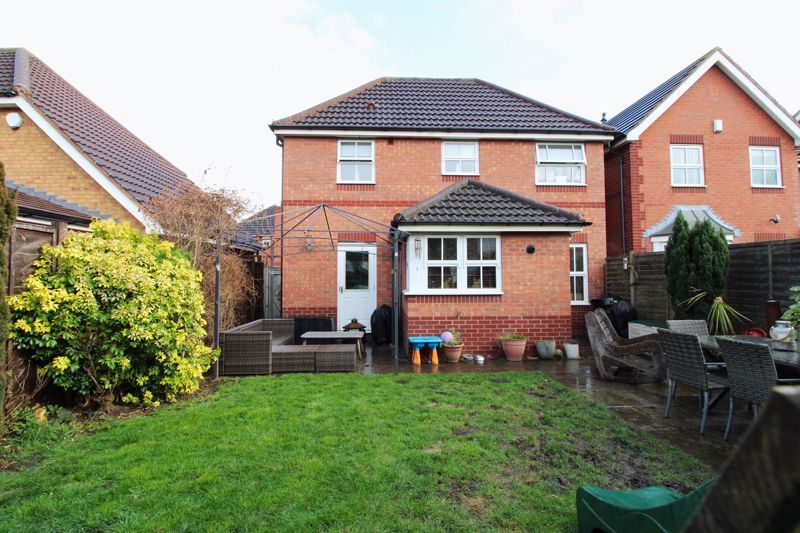 3 bed detached house for sale in Eastfield Close, Aldridge WS9, £234,500