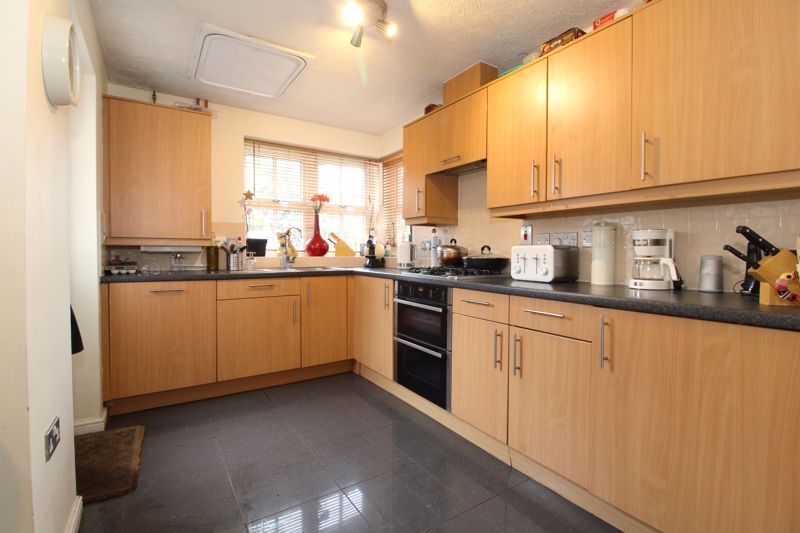 3 bed detached house for sale in Eastfield Close, Aldridge WS9, £234,500