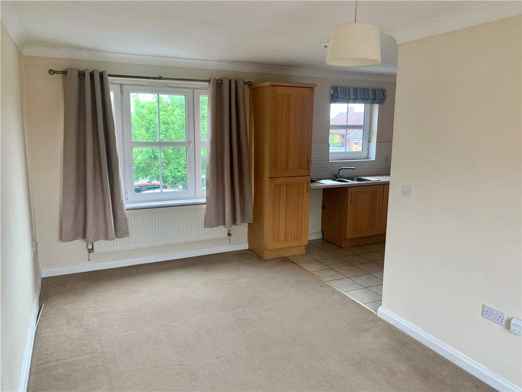 1 bed flat for sale in Christ Church Close, Stamford, Lincolnshire PE9, £185,000