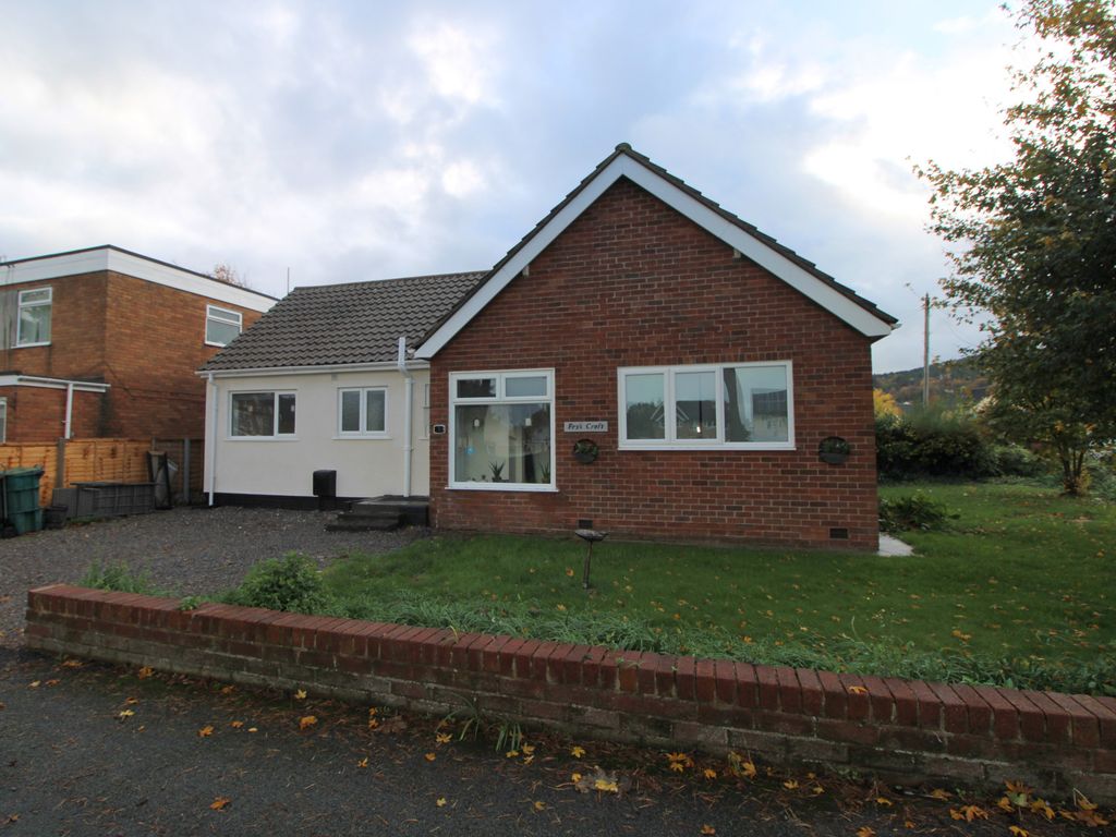 3 bed bungalow for sale in The Broadway, Abergele LL22, £220,000