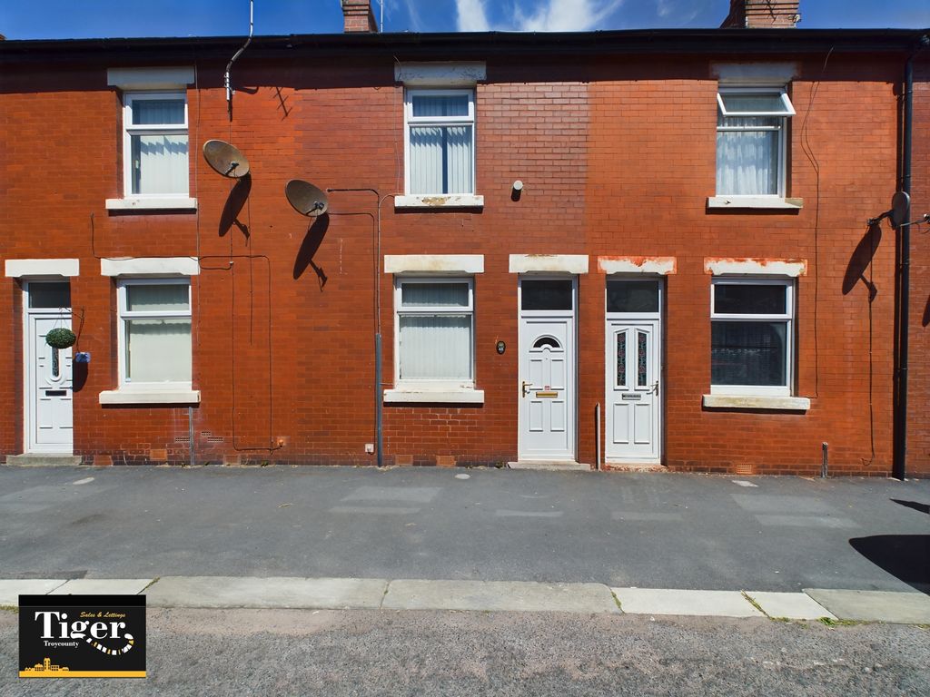 2 bed terraced house for sale in Drummond Avenue, Blackpool FY3, £79,950