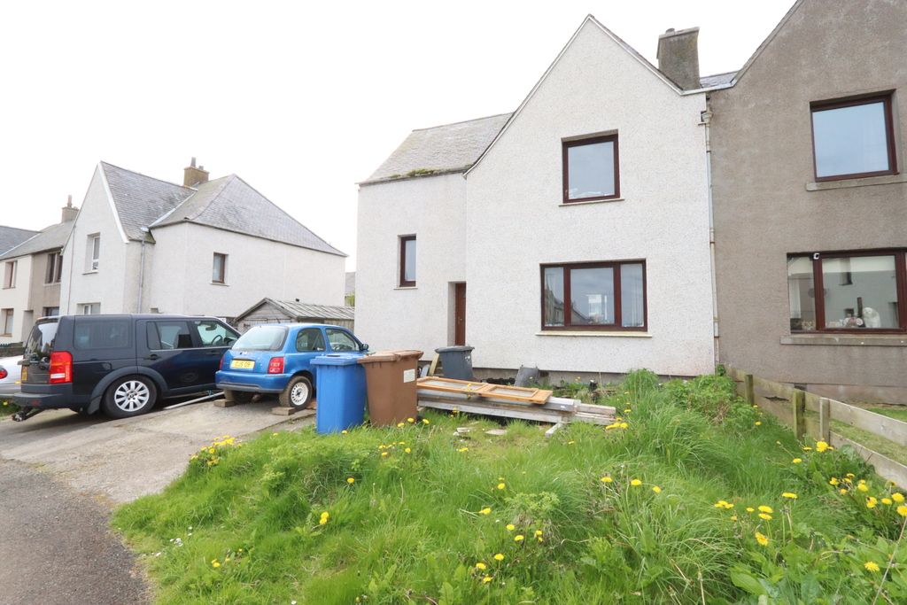 4 bed semi-detached house for sale in Seaforth Avenue, Wick KW1, £75,000
