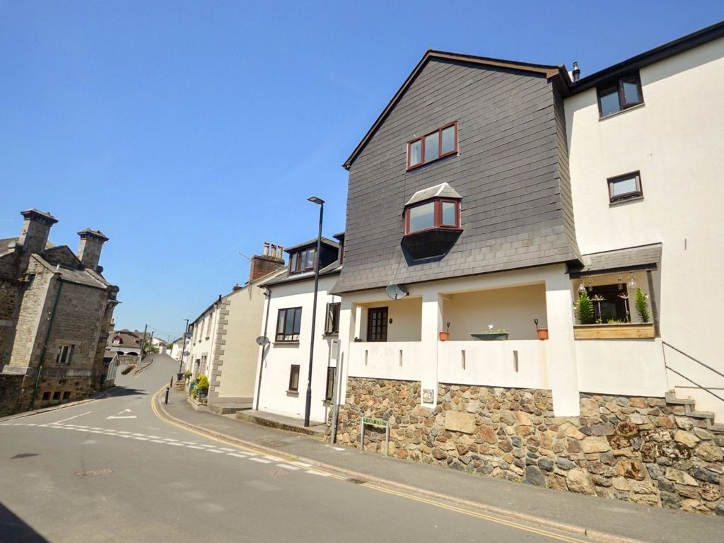 2 bed terraced house for sale in East Street, Bovey Tracey, Newton Abbot, Devon TQ13, £210,000