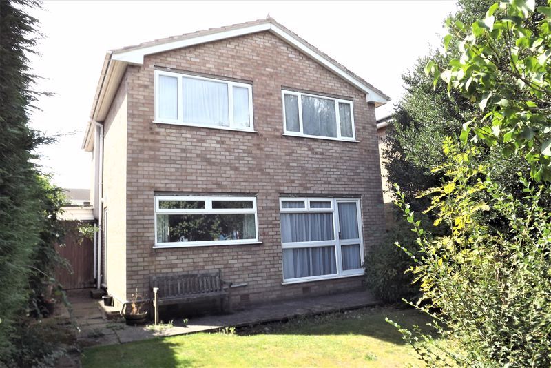 4 bed detached house for sale in Alcester Drive, 152334 B73, £261,250