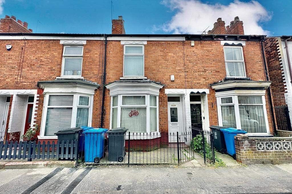 2 bed terraced house for sale in Belvoir Street, Hull HU5, £90,000