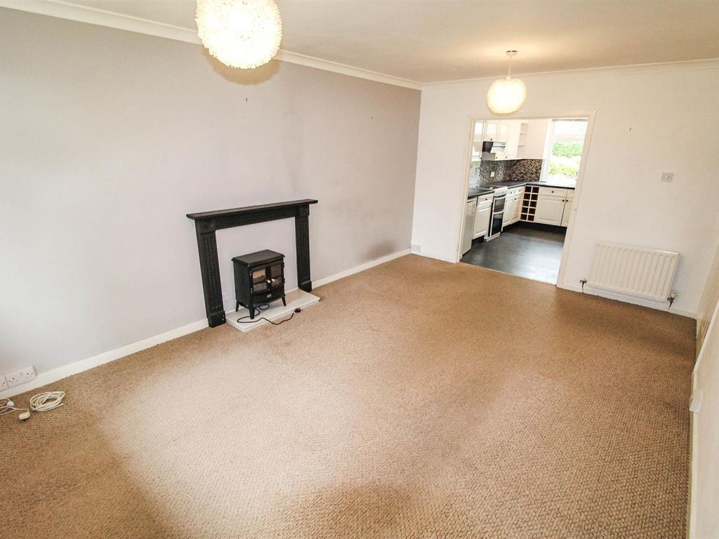 2 bed flat for sale in Northumberland Road, Leamington Spa CV32, £250,000