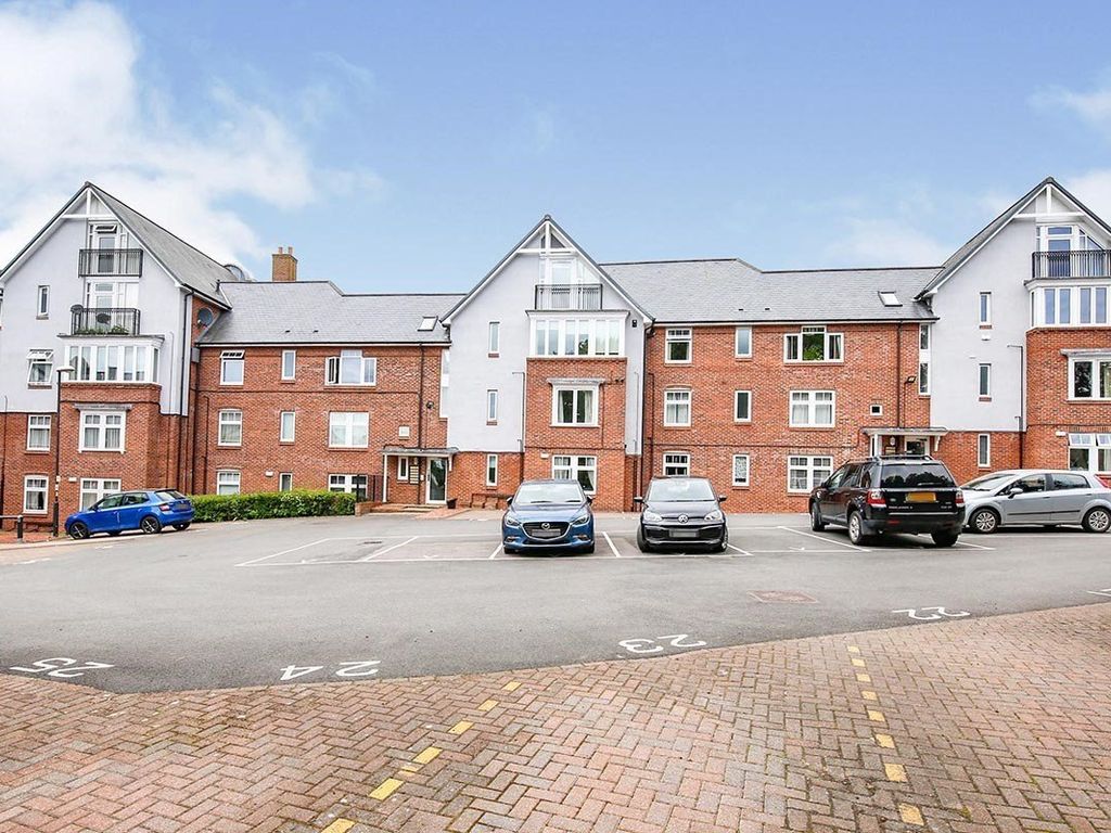 2 bed flat for sale in Monument Court, Durham DH1, £199,950