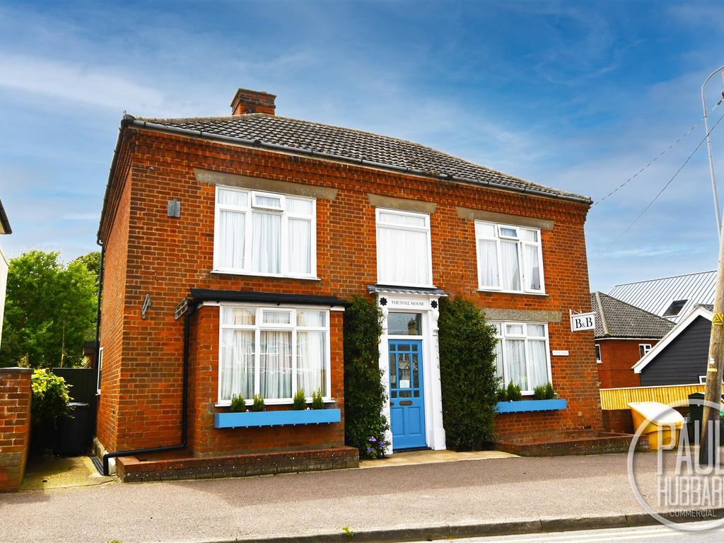 Hotel/guest house for sale in Victoria Road, Aldeburgh IP15, £750,000