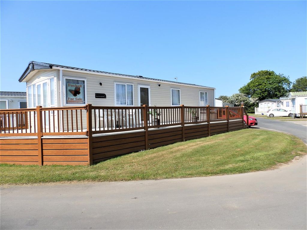 2 bed mobile/park home for sale in Ospray, Carlton Mears, Saxmundham IP17, £45,000