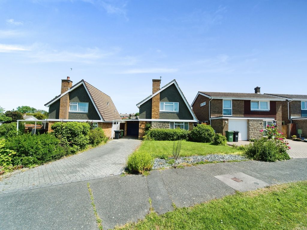 2 bed detached house for sale in Sandown Way, Bexhill-On-Sea TN40, £280,000