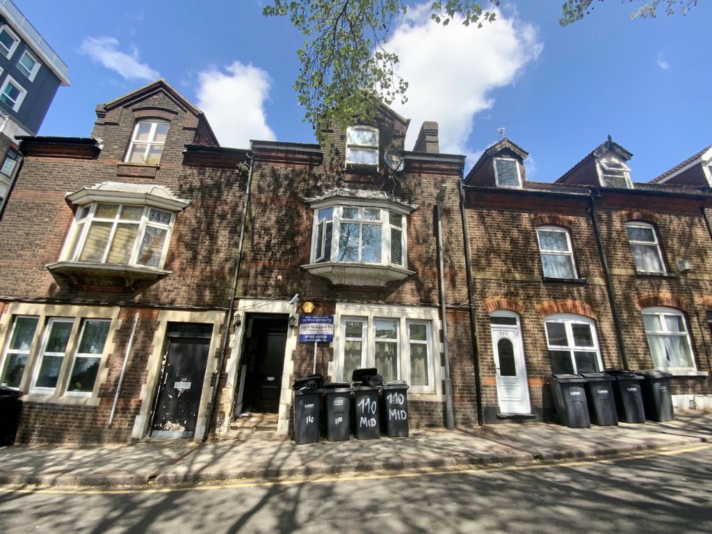 1 bed flat for sale in Midland Road, Luton, Bedfordshire LU2, £115,000