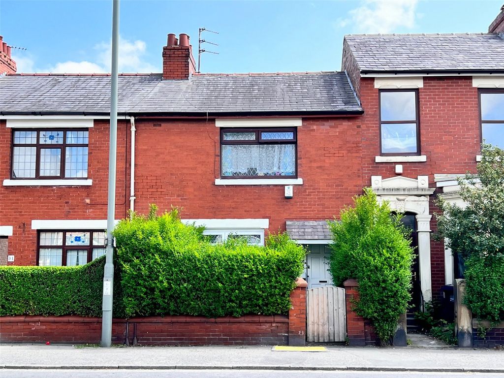 3 bed terraced house for sale in Station Road, Bamber Bridge, Preston, Lancashire PR5, £135,000