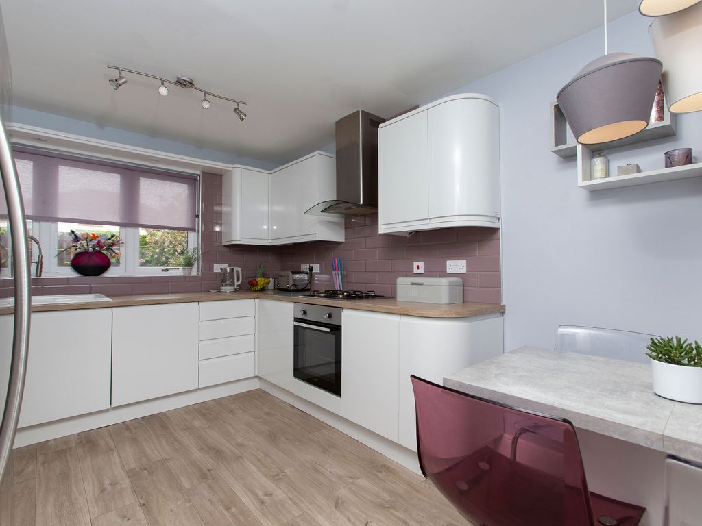 4 bed property for sale in 41 Kemp's End, Tranent EH33, £318,000
