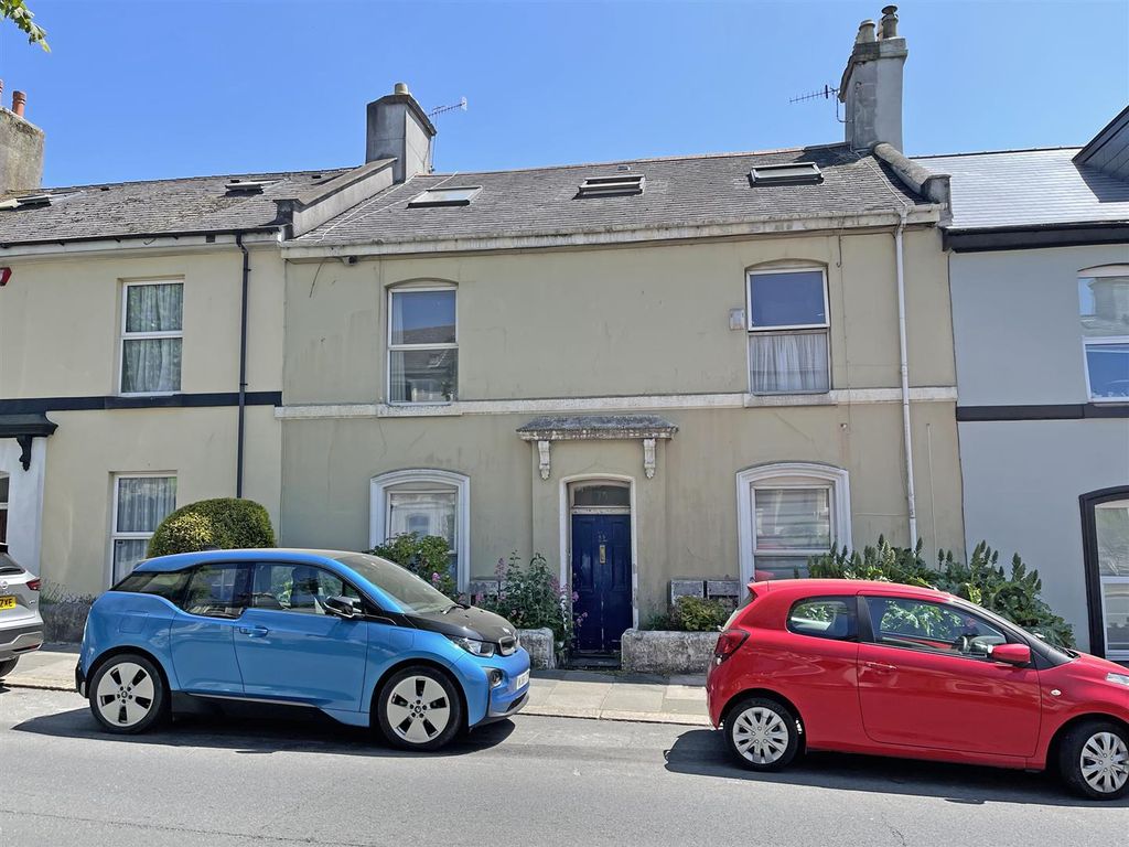 3 bed maisonette for sale in Wilton Street, Stoke, Plymouth PL1, £115,000