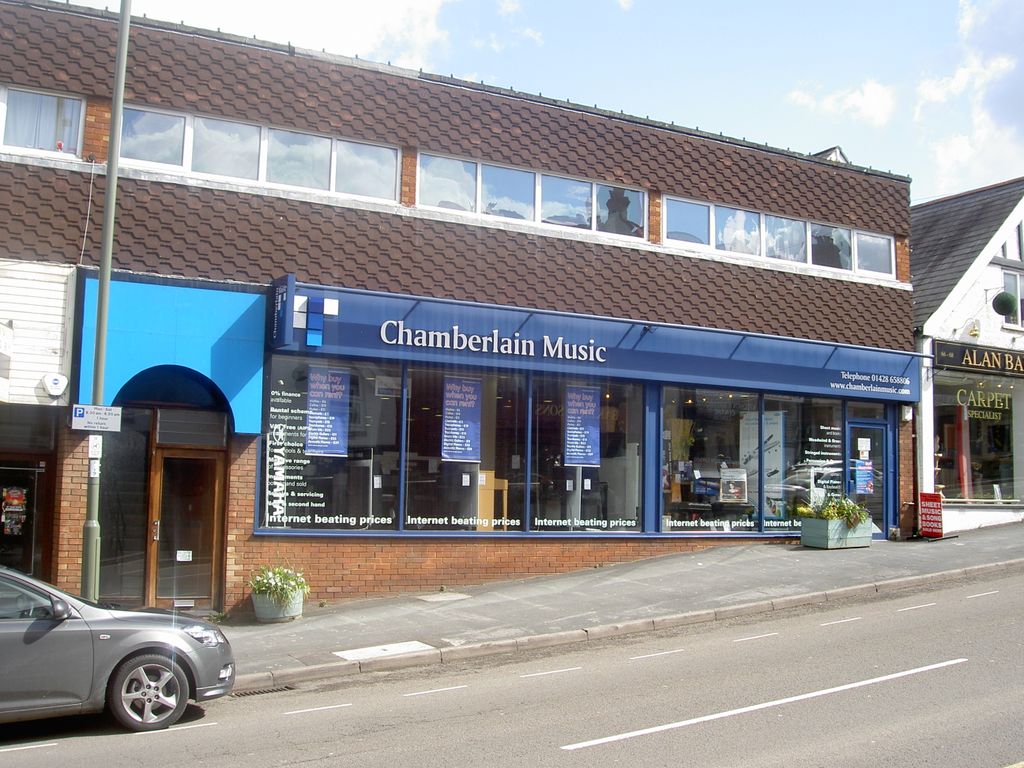 Retail premises for sale in Wey Hill, Haslemere GU27, Non quoting