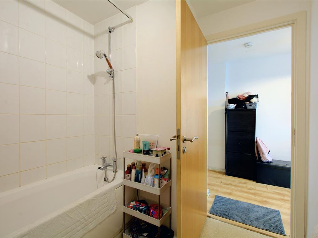 1 bed flat for sale in Huntingdon Street, Nottingham NG1, £110,000